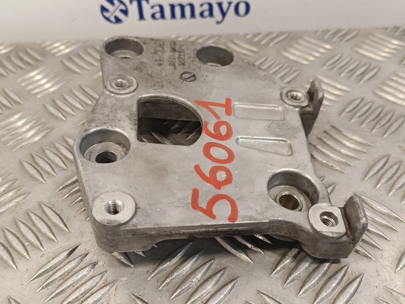 Recambio de soporte motor para mazda cx-7 (er) 2.2 turbodiesel cat referencia OEM IAM R2AA15810  