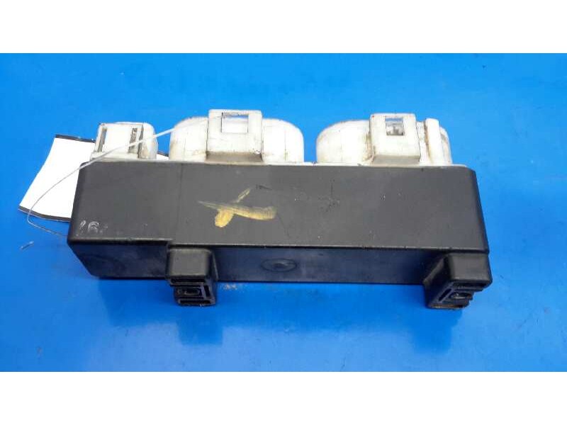 Recambio de caja precalentamiento para seat alhambra (7v8) 1.9 tdi referencia OEM IAM 701919506A  898726000