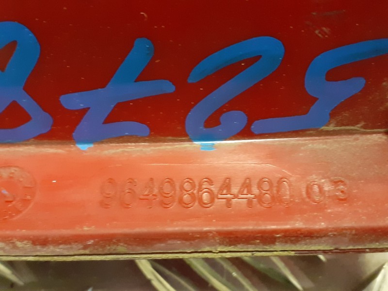 Recambio de piloto trasero derecho para citroën c2 1.1 referencia OEM IAM 9649864480  