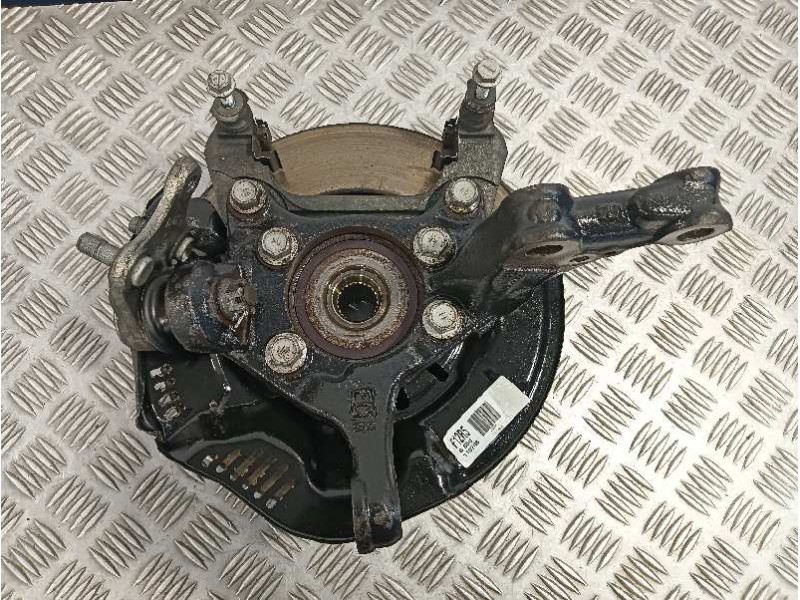 Recambio de mangueta delantera derecha para toyota auris referencia OEM IAM 4355002010  