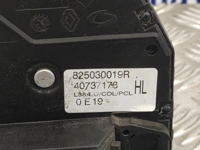 Recambio de cerradura puerta trasera izquierda para renault fluence 1.5 dci diesel fap referencia OEM IAM 825030019R  