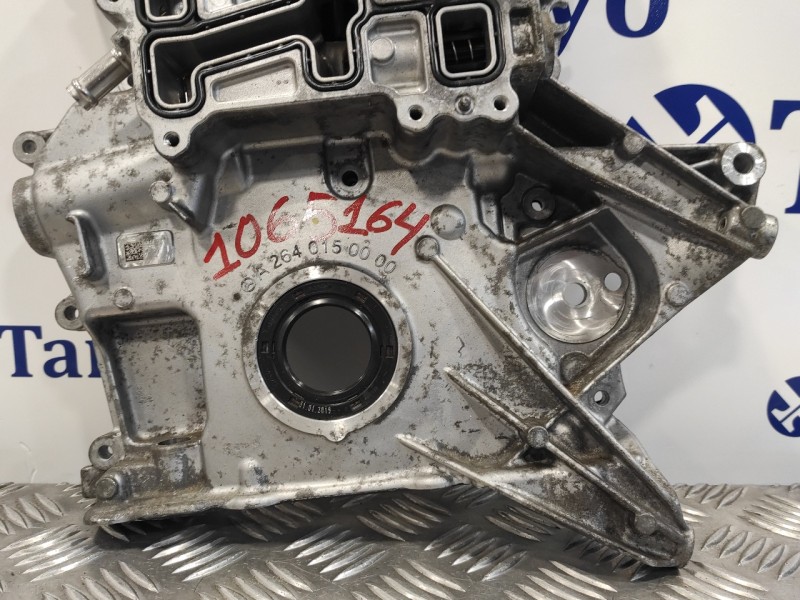 Recambio de tapa distribucion para mercedes-benz clase c (w205) familiar referencia OEM IAM A2640150000  