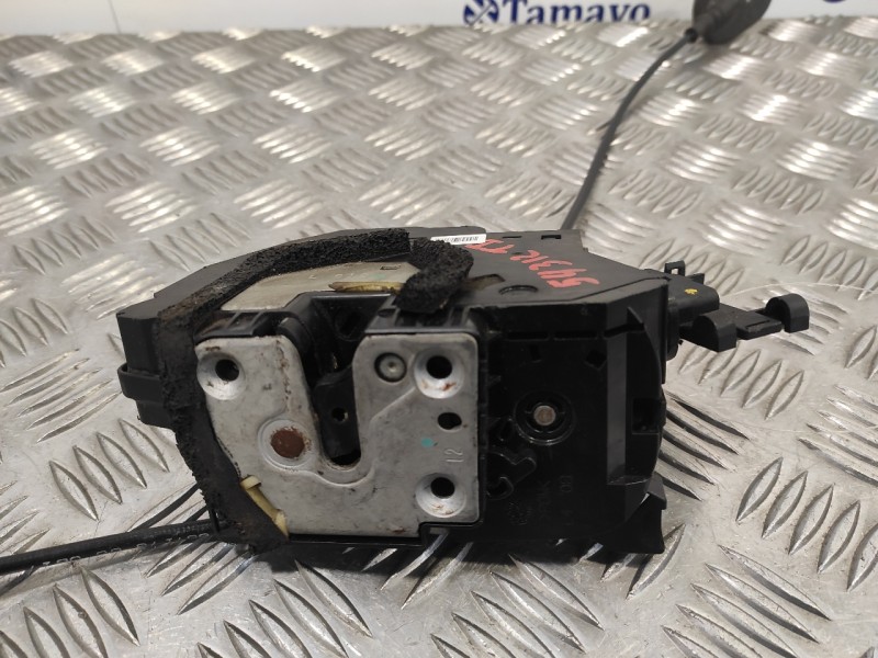 Recambio de cerradura puerta trasera izquierda para renault fluence 1.5 dci diesel fap referencia OEM IAM 825030019R  