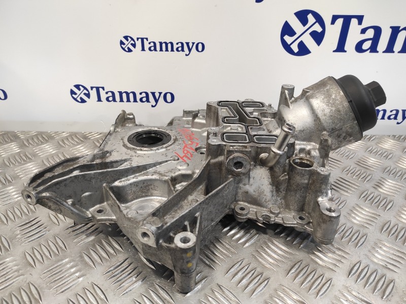 Recambio de tapa distribucion para mercedes-benz clase c (w205) familiar referencia OEM IAM A2640150000  