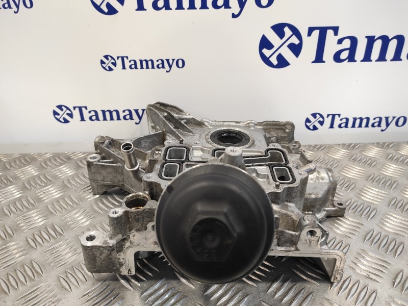 Recambio de tapa distribucion para mercedes-benz clase c (w205) familiar referencia OEM IAM A2640150000  