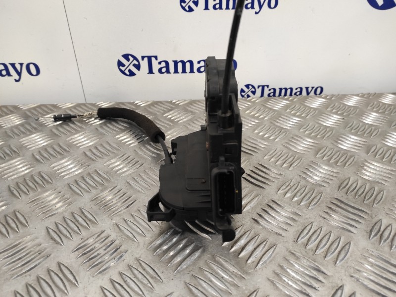 Recambio de cerradura puerta trasera derecha para renault fluence 1.5 dci diesel fap referencia OEM IAM 825020019R  