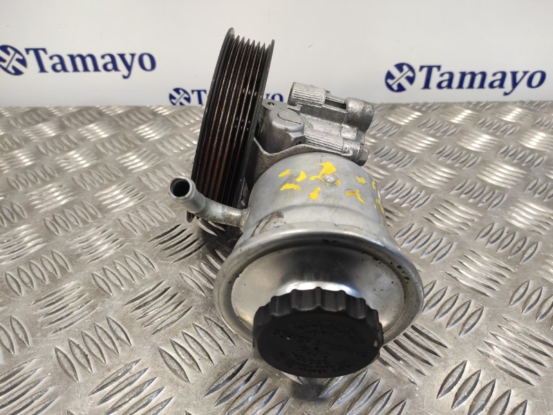 Recambio de bomba direccion para toyota corolla verso (r1) 2.2 d-cat referencia OEM IAM   