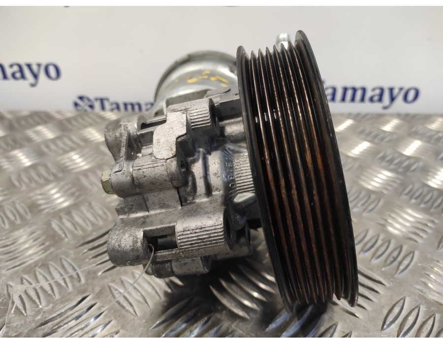 Recambio de bomba direccion para toyota corolla verso (r1) 2.2 d-cat referencia OEM IAM   