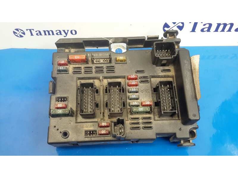 Recambio de caja reles / fusibles para peugeot 307 (s1) 2.0 hdi cat referencia OEM IAM 9650664180  BSMB2