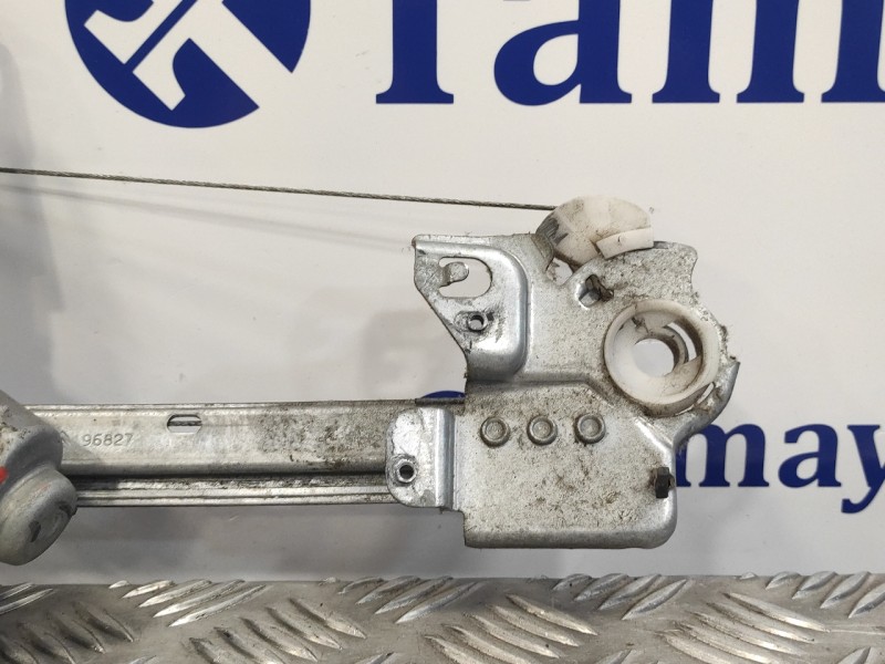 Recambio de elevalunas delantero izquierdo para citroën c3 1.4 hdi referencia OEM IAM 400973H  