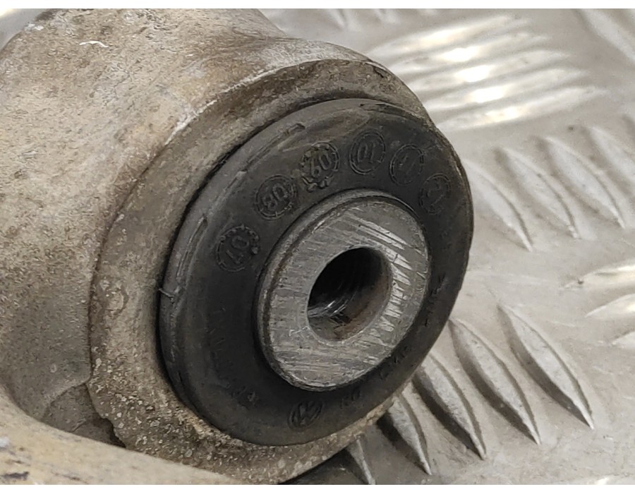 Recambio de brazo suspension inferior delantero derecho para volkswagen tiguan (5n1) 2.0 tdi referencia OEM IAM 3C0199231E  