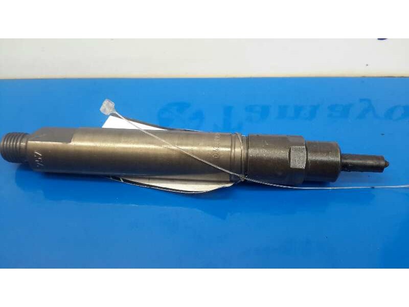 Recambio de inyector para renault master desde ´98 2.8 tdi referencia OEM IAM 0432193757  