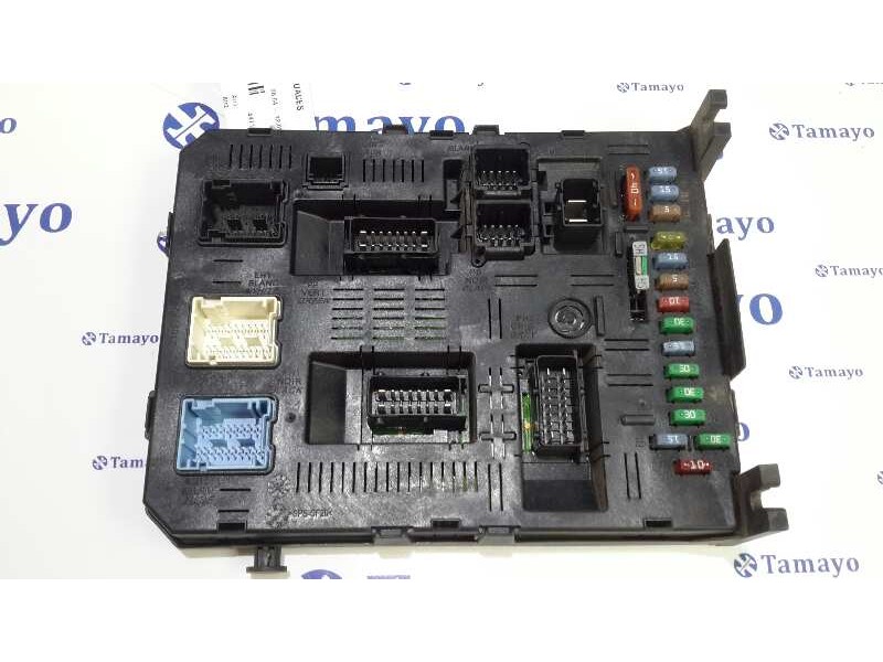Recambio de caja reles / fusibles para citroën c4 berlina vtr plus referencia OEM IAM 216761594H  