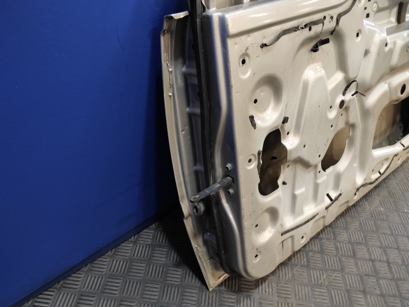 Recambio de puerta delantera derecha para suzuki vitara se/sv (et) referencia OEM IAM   