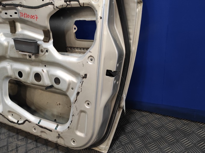Recambio de puerta delantera derecha para suzuki vitara se/sv (et) referencia OEM IAM   
