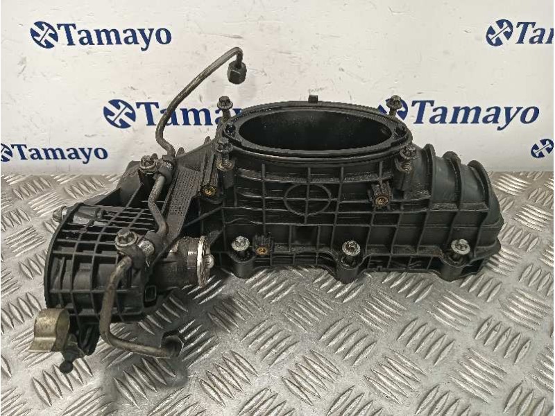 Recambio de colector admision para mercedes-benz vito kasten (639) referencia OEM IAM 044768002  