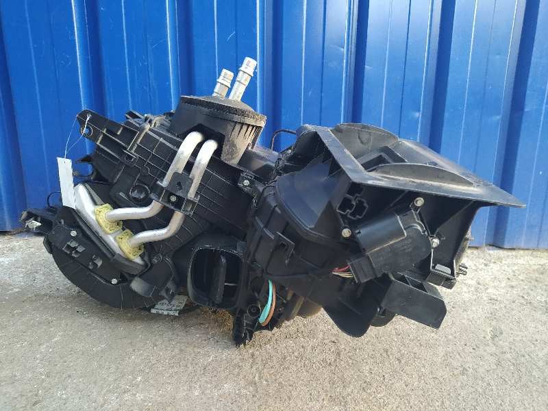 Recambio de calefaccion entera normal para renault master kasten 2.3 dci diesel cat referencia OEM IAM 271103759R  