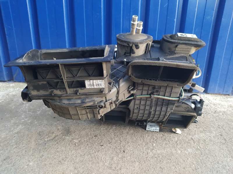 Recambio de calefaccion entera normal para renault master kasten 2.3 dci diesel cat referencia OEM IAM 271103759R  