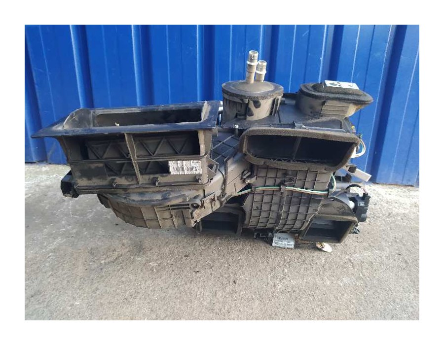 Recambio de calefaccion entera normal para renault master kasten 2.3 dci diesel cat referencia OEM IAM 271103759R  
