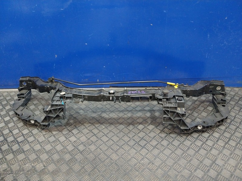 Recambio de panel frontal para ford focus (2014-2018) iii 1.5 tdci referencia OEM IAM F1EB8B041A  