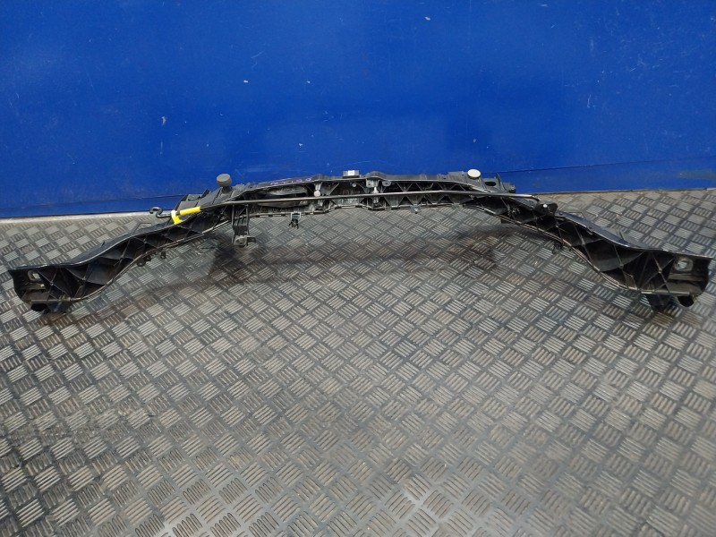 Recambio de panel frontal para ford focus (2014-2018) iii 1.5 tdci referencia OEM IAM F1EB8B041A  