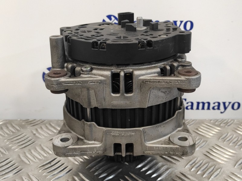 Recambio de alternador para volkswagen touareg (7l6) 2.5 tdi dpf referencia OEM IAM 070903024G  0121715033