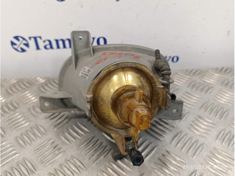 Recambio de faro antiniebla derecho para volvo s80 berlina referencia OEM IAM 8620225RH  