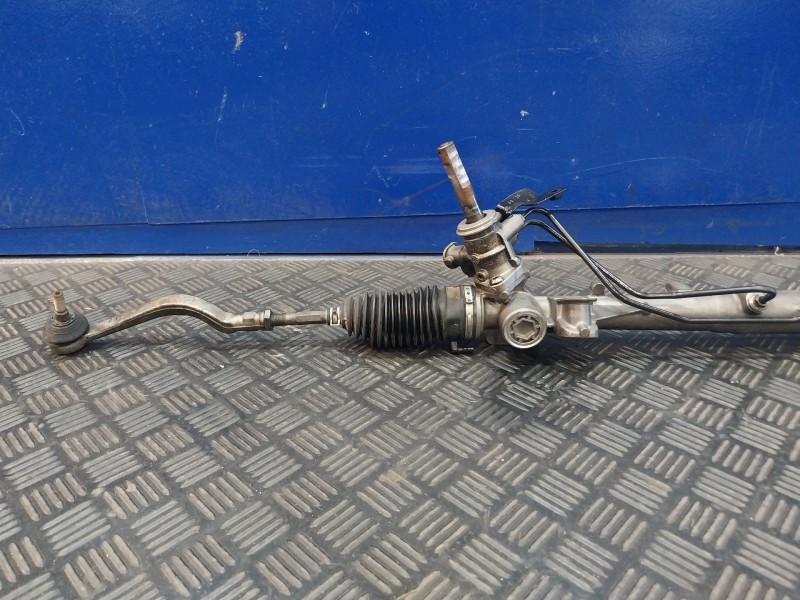 Recambio de cremallera direccion para dacia sandero referencia OEM IAM 6820000230E  