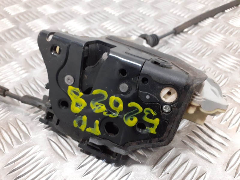 Recambio de cerradura puerta trasera derecha para volkswagen passat variant (3c5) 1.9 tdi referencia OEM IAM 3C4839016A  