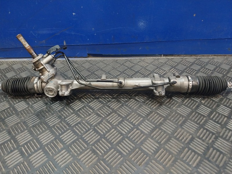 Recambio de cremallera direccion para dacia sandero referencia OEM IAM 6820000230E  