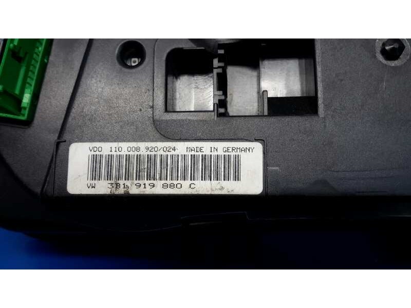 Recambio de cuadro instrumentos para volkswagen passat berlina (3b3) referencia OEM IAM 3B1919880C  110008920024