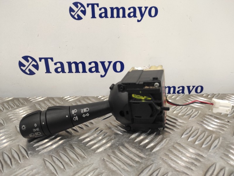 Recambio de mando intermitentes para renault clio iv 1.5 dci diesel fap referencia OEM IAM   
