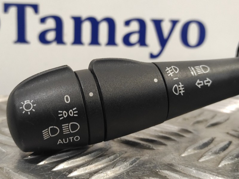 Recambio de mando intermitentes para renault clio iv 1.5 dci diesel fap referencia OEM IAM   