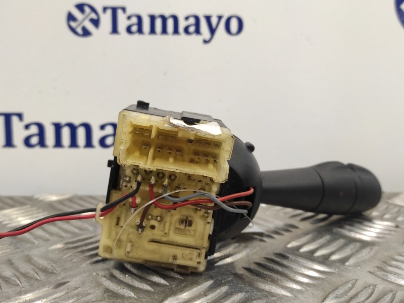 Recambio de mando intermitentes para renault clio iv 1.5 dci diesel fap referencia OEM IAM   