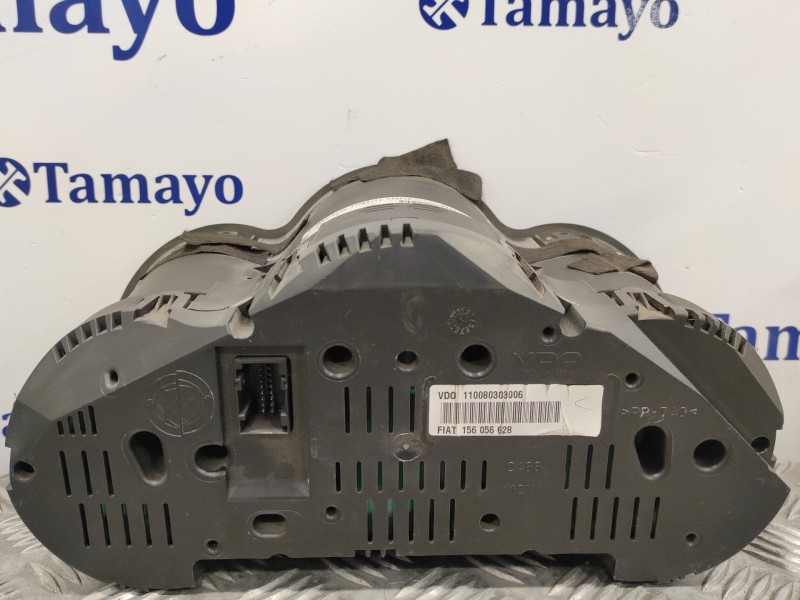 Recambio de cuadro instrumentos para alfa romeo 147 (190) 1.9 jtd cat referencia OEM IAM 156056628  110080303006