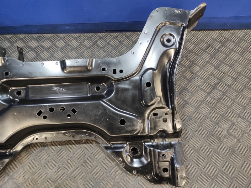 Recambio de puente delantero para citroën c4 lim. 1.6 hdi fap referencia OEM IAM   