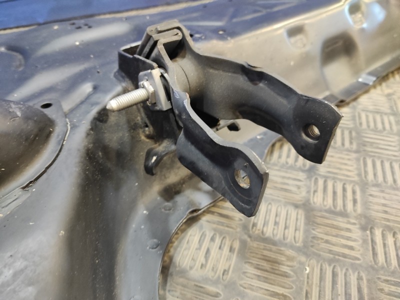 Recambio de puente delantero para citroën c4 lim. 1.6 hdi fap referencia OEM IAM   