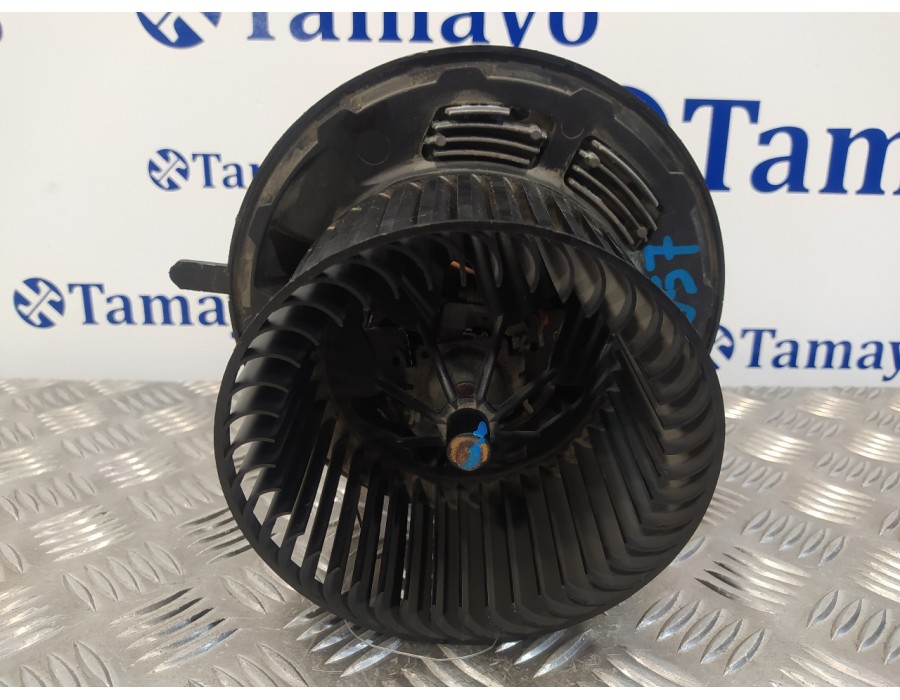 Recambio de motor calefaccion para bmw serie 3 berlina (e90) 2.0 turbodiesel cat referencia OEM IAM 6411693366309 T1000660W 9854