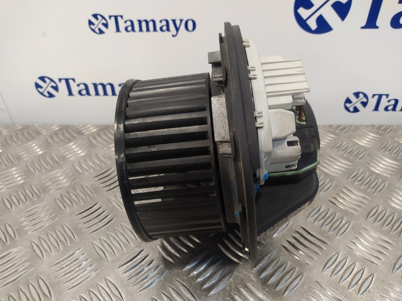 Recambio de motor calefaccion para bmw serie 3 berlina (e90) 2.0 turbodiesel cat referencia OEM IAM 6411693366309 T1000660W 9854