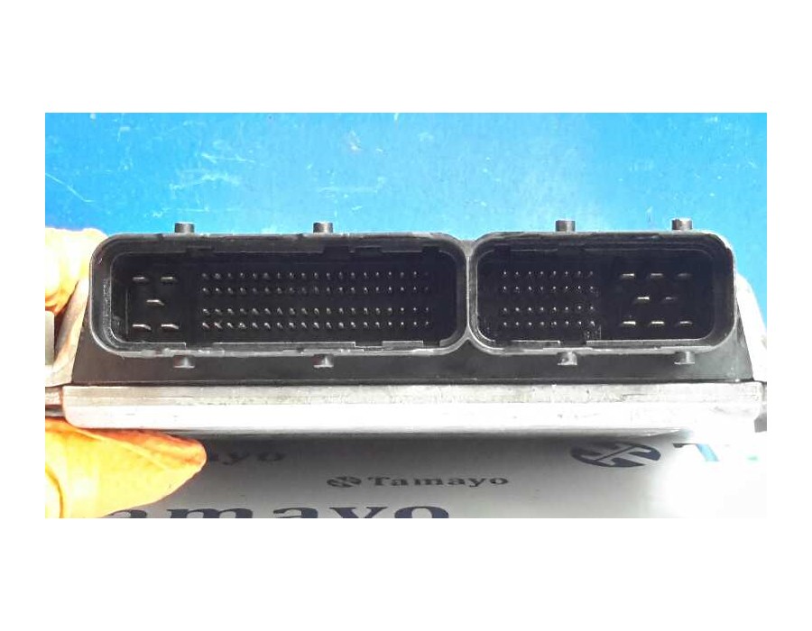 Recambio de centralita motor uce para chrysler voyager (rg) 2.5 crd cat referencia OEM IAM 0281010299  P04727661AB