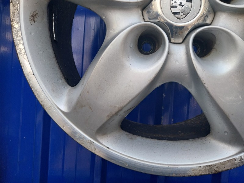 Recambio de llanta para porsche cayenne (typ 9pa) 4.5 v8 cat referencia OEM IAM 7L5601025C  