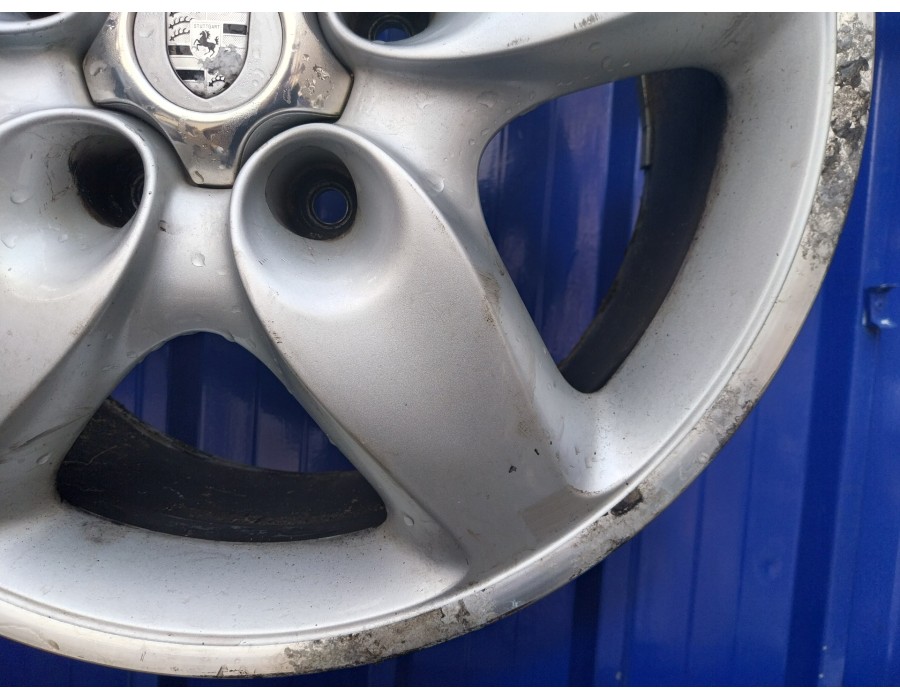 Recambio de llanta para porsche cayenne (typ 9pa) 4.5 v8 cat referencia OEM IAM 7L5601025C  