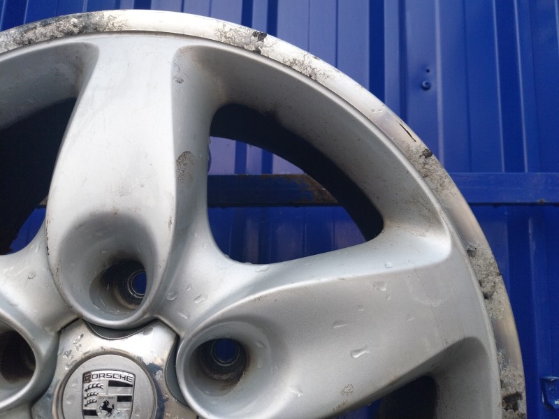 Recambio de llanta para porsche cayenne (typ 9pa) 4.5 v8 cat referencia OEM IAM 7L5601025C  