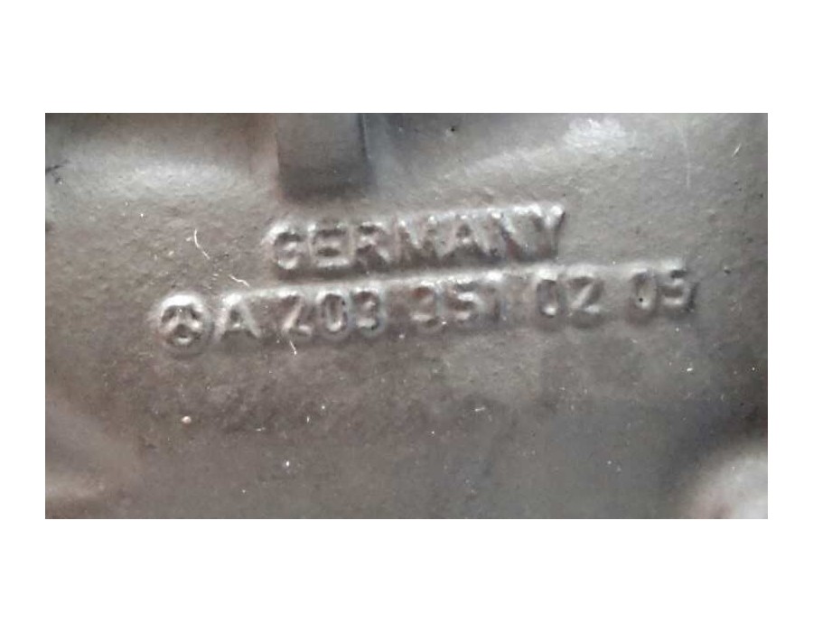 Recambio de diferencial trasero para mercedes-benz clase c (w203) berlina 1.8 cat referencia OEM IAM A2033510008  A2033510205