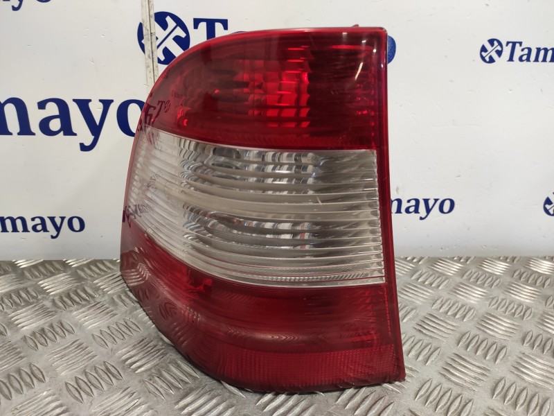 Recambio de piloto trasero izquierdo para mercedes-benz clase m (w163) referencia OEM IAM A1638201964  