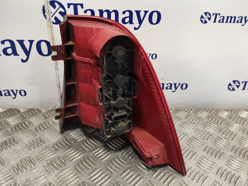 Recambio de piloto trasero izquierdo para mercedes-benz clase m (w163) referencia OEM IAM A1638201964  