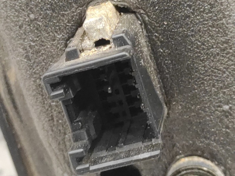 Recambio de retrovisor izquierdo para ssangyong kyron 2.0 referencia OEM IAM   