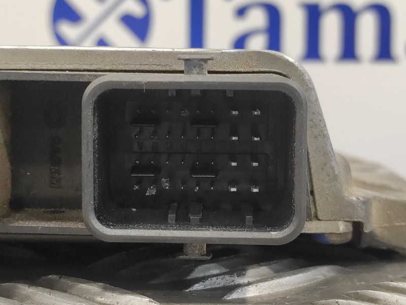 Recambio de centralita motor uce para renault scenic ii 1.6 16v referencia OEM IAM 8200298457 200298463 215841533B1