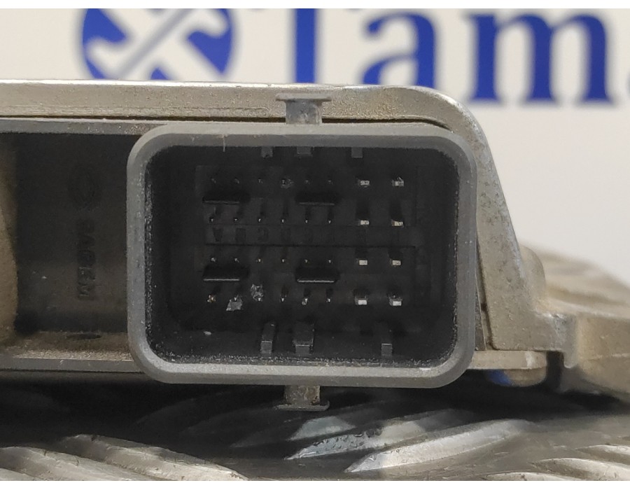 Recambio de centralita motor uce para renault scenic ii 1.6 16v referencia OEM IAM 8200298457 200298463 215841533B1