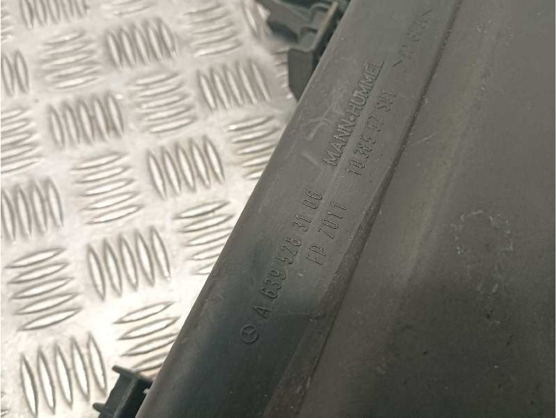 Recambio de carcasa filtro aire para mercedes-benz vito kasten (639) referencia OEM IAM A0000903851  